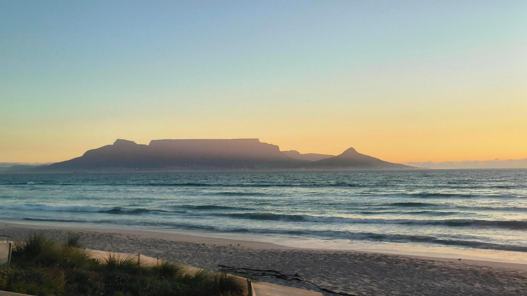 Hidden Gem Ruwari Apartment Cape Town Room photo