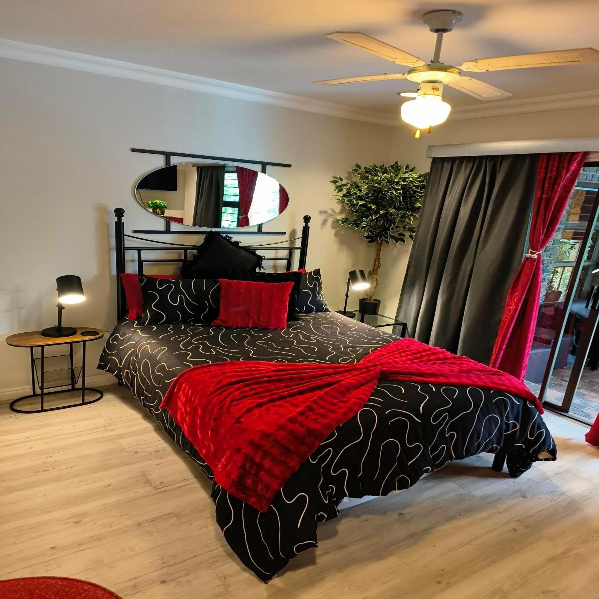 Hidden Gem Ruwari Apartment Cape Town Room photo